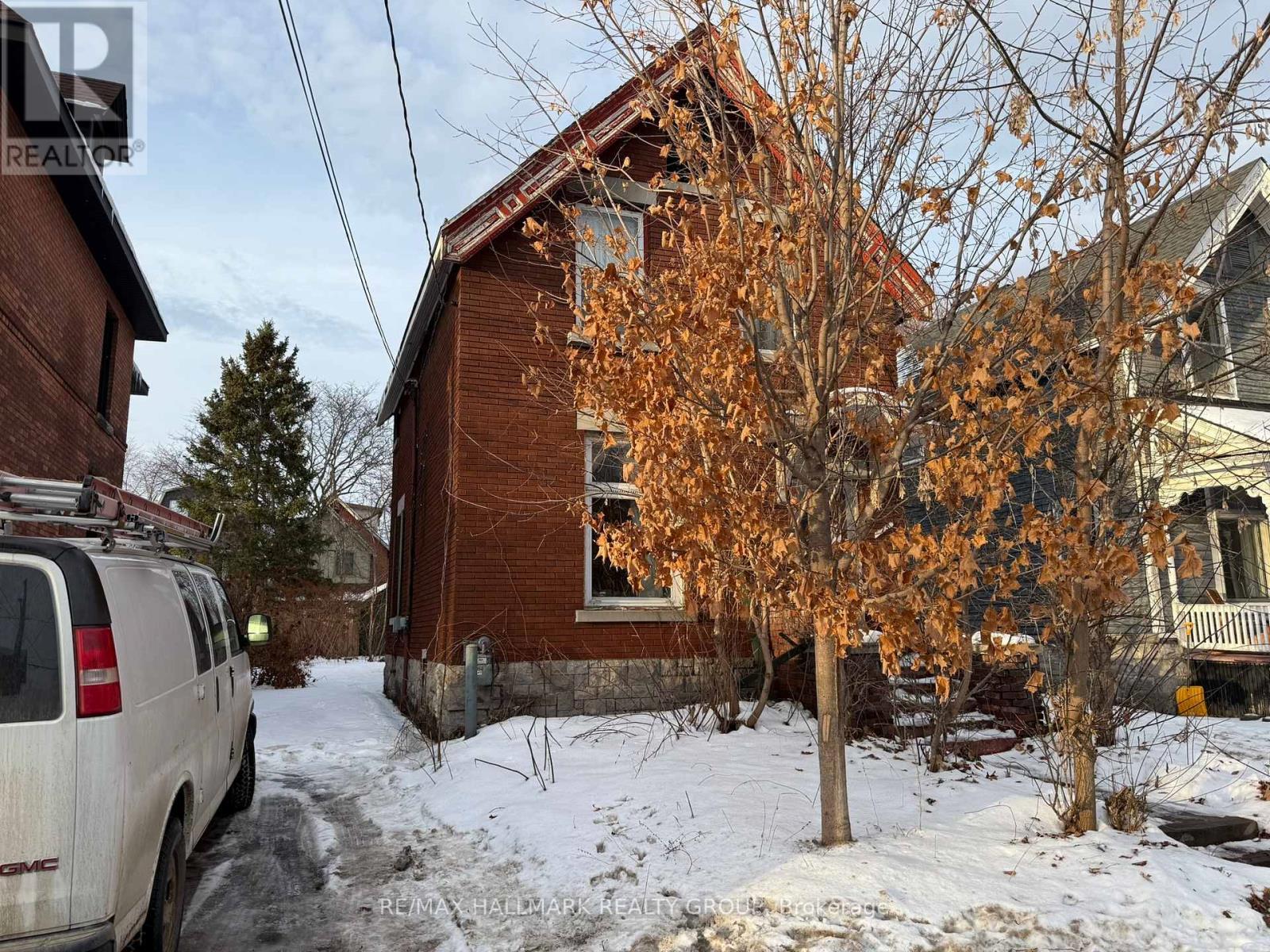 25 Third Avenue, Ottawa, ON - Outdoor