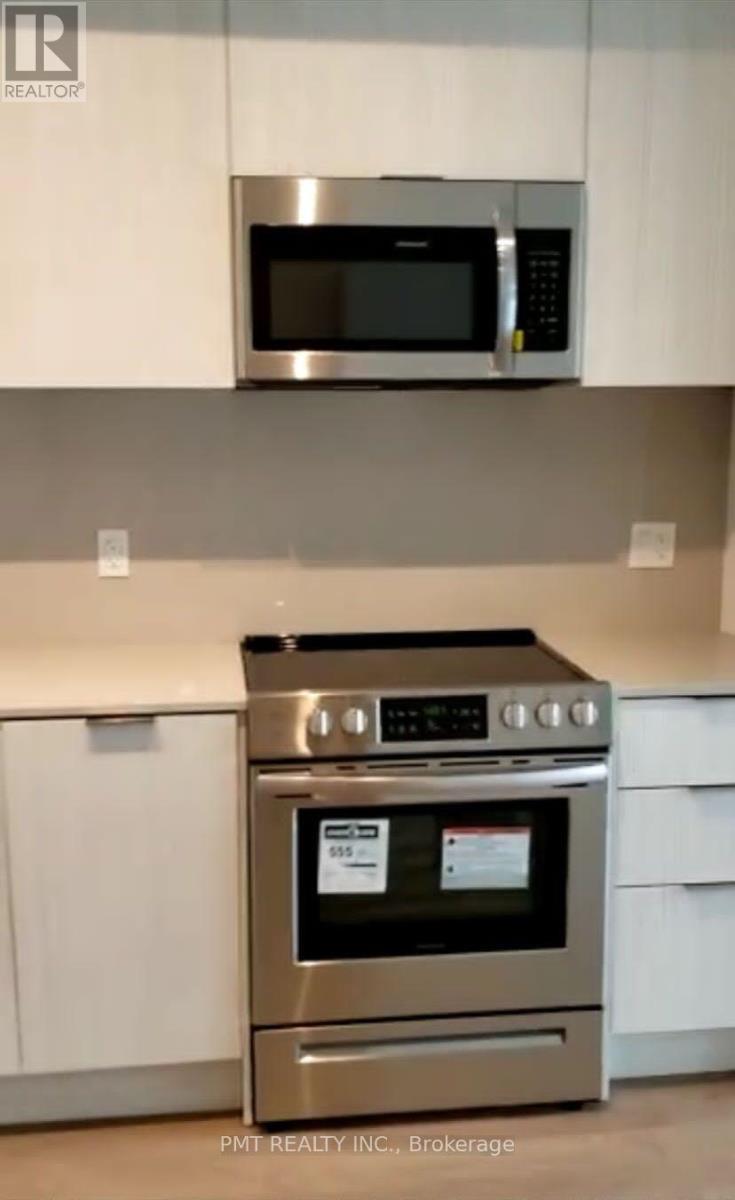 3207 - 25 Richmond Street E, Toronto, ON - Indoor Photo Showing Kitchen