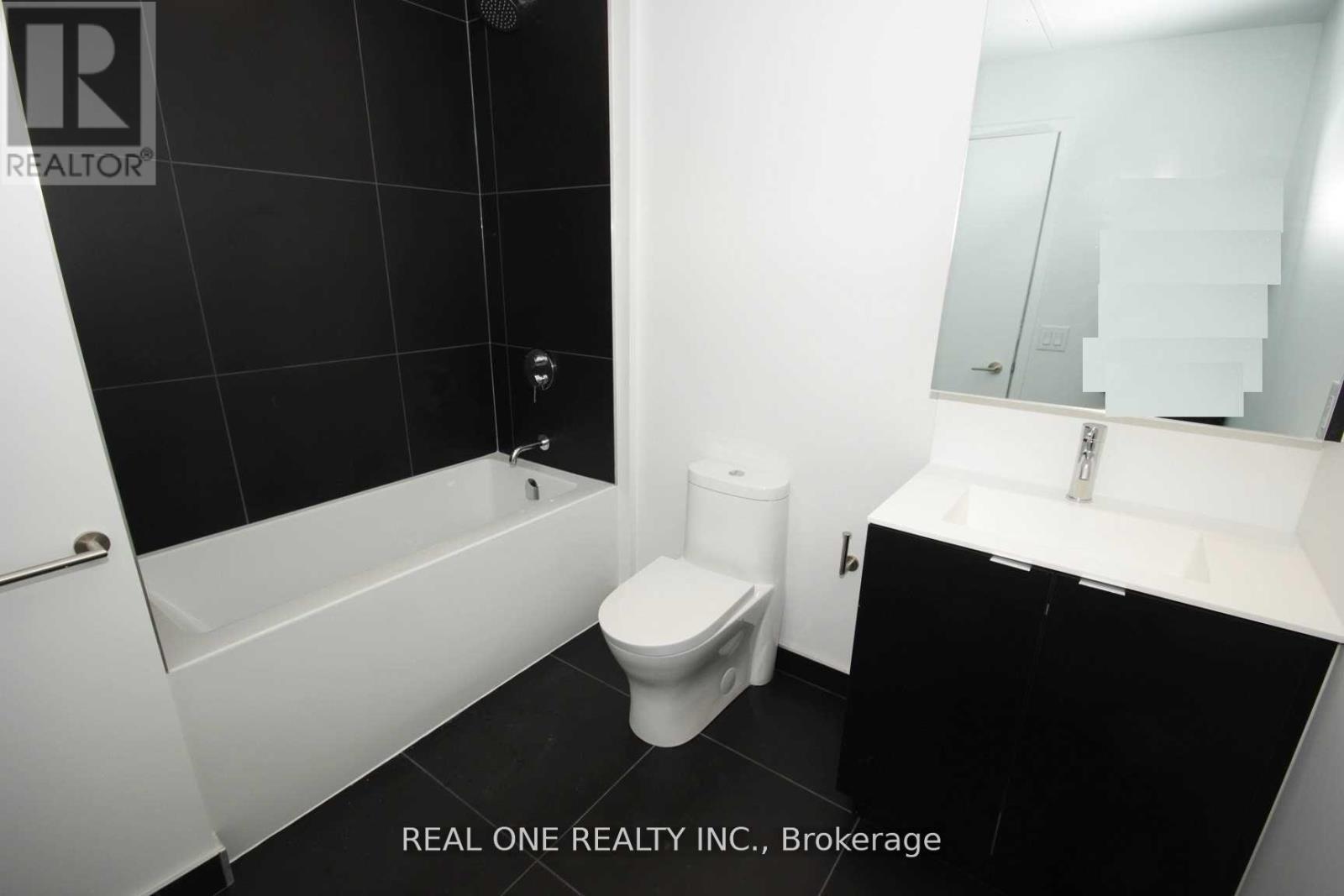 2803 - 20 Edward Street, Toronto, ON - Indoor Photo Showing Bathroom