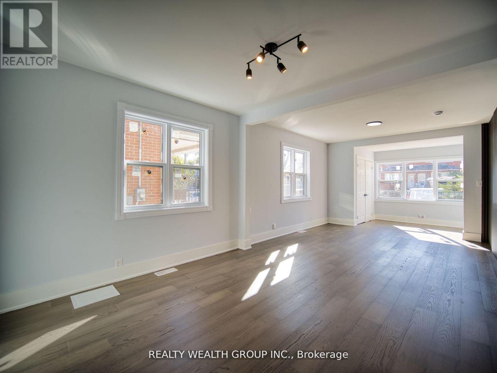 47 Preston Street, Toronto, ON - Indoor Photo Showing Other Room