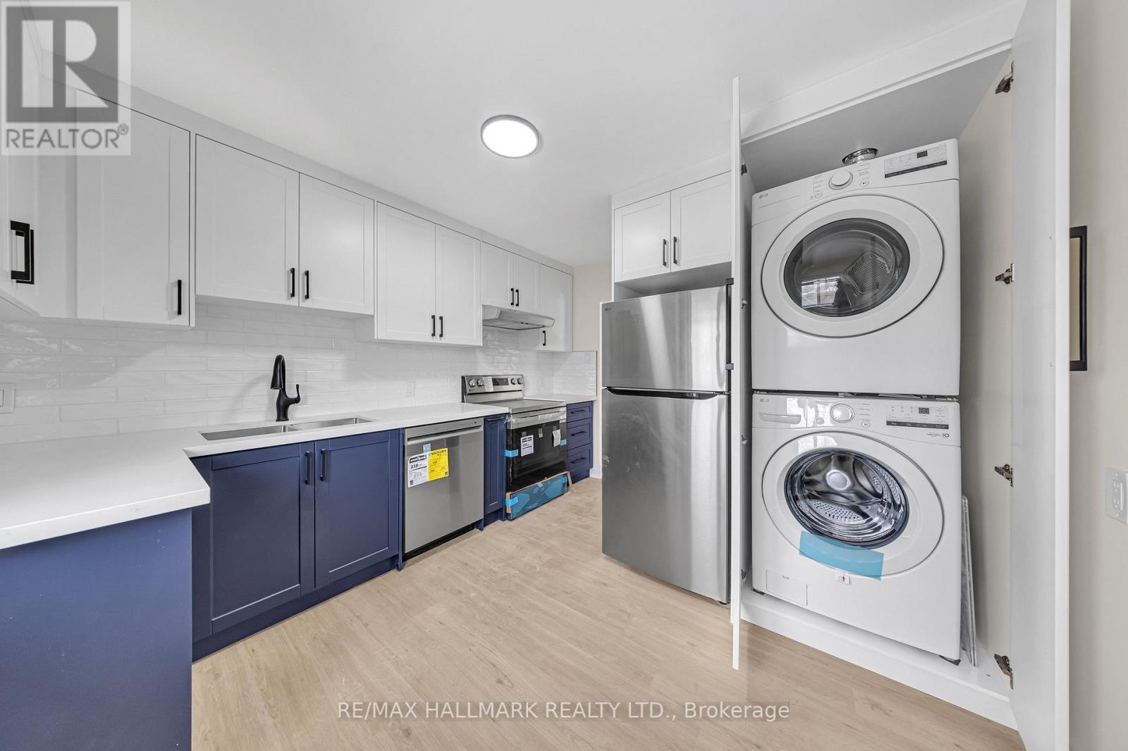 Main - 28 Furlong Court, Toronto, ON - Indoor Photo Showing Laundry Room