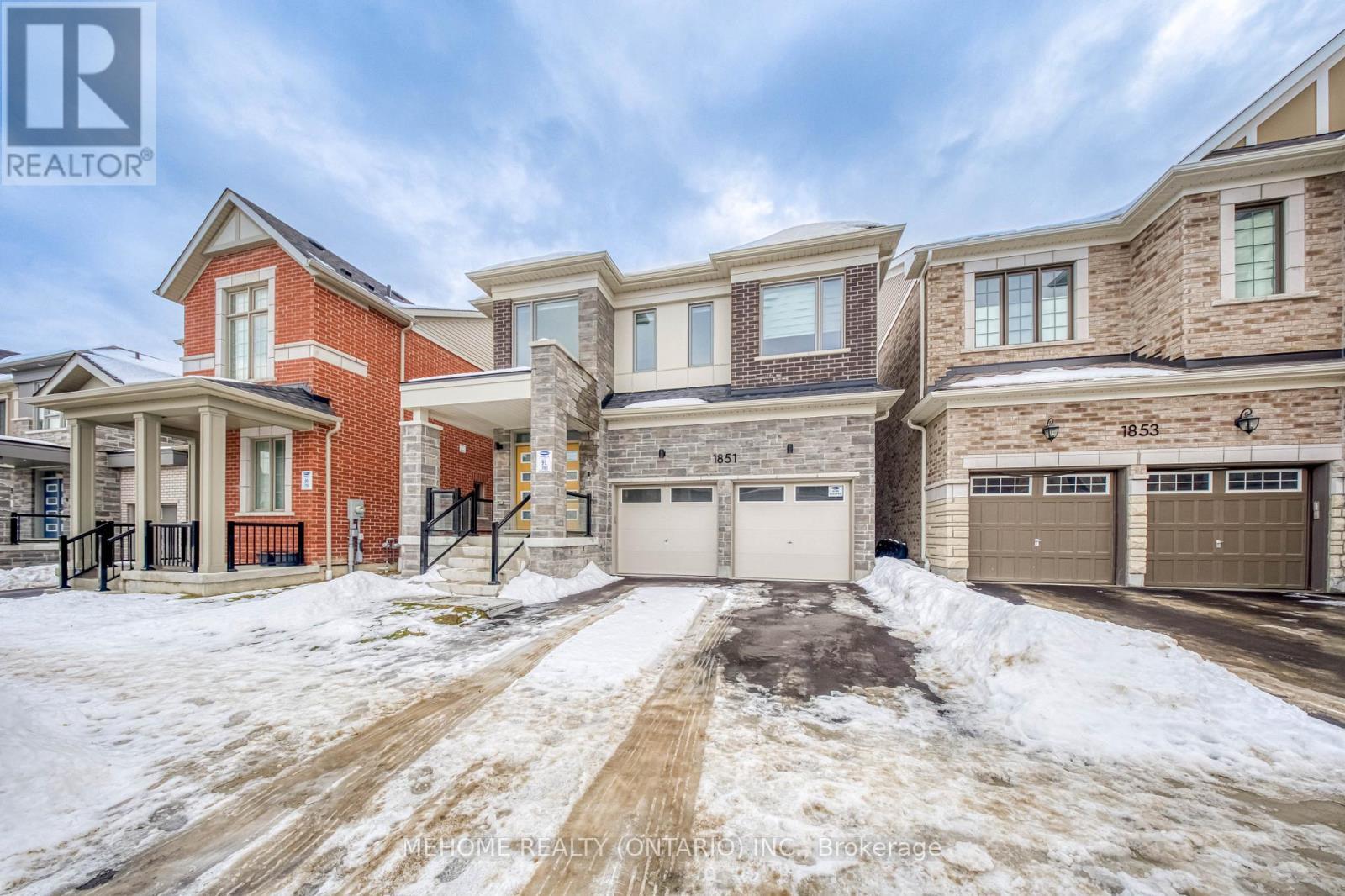 1851 Passionfruit Grove, Pickering, ON - Outdoor With Facade
