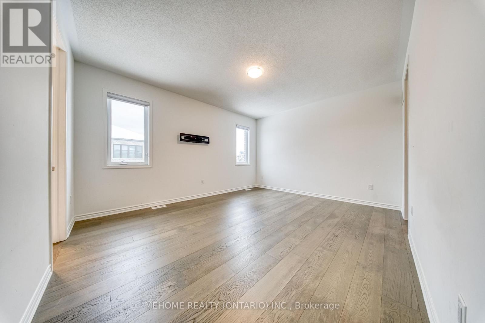 1851 Passionfruit Grove, Pickering, ON - Indoor Photo Showing Other Room