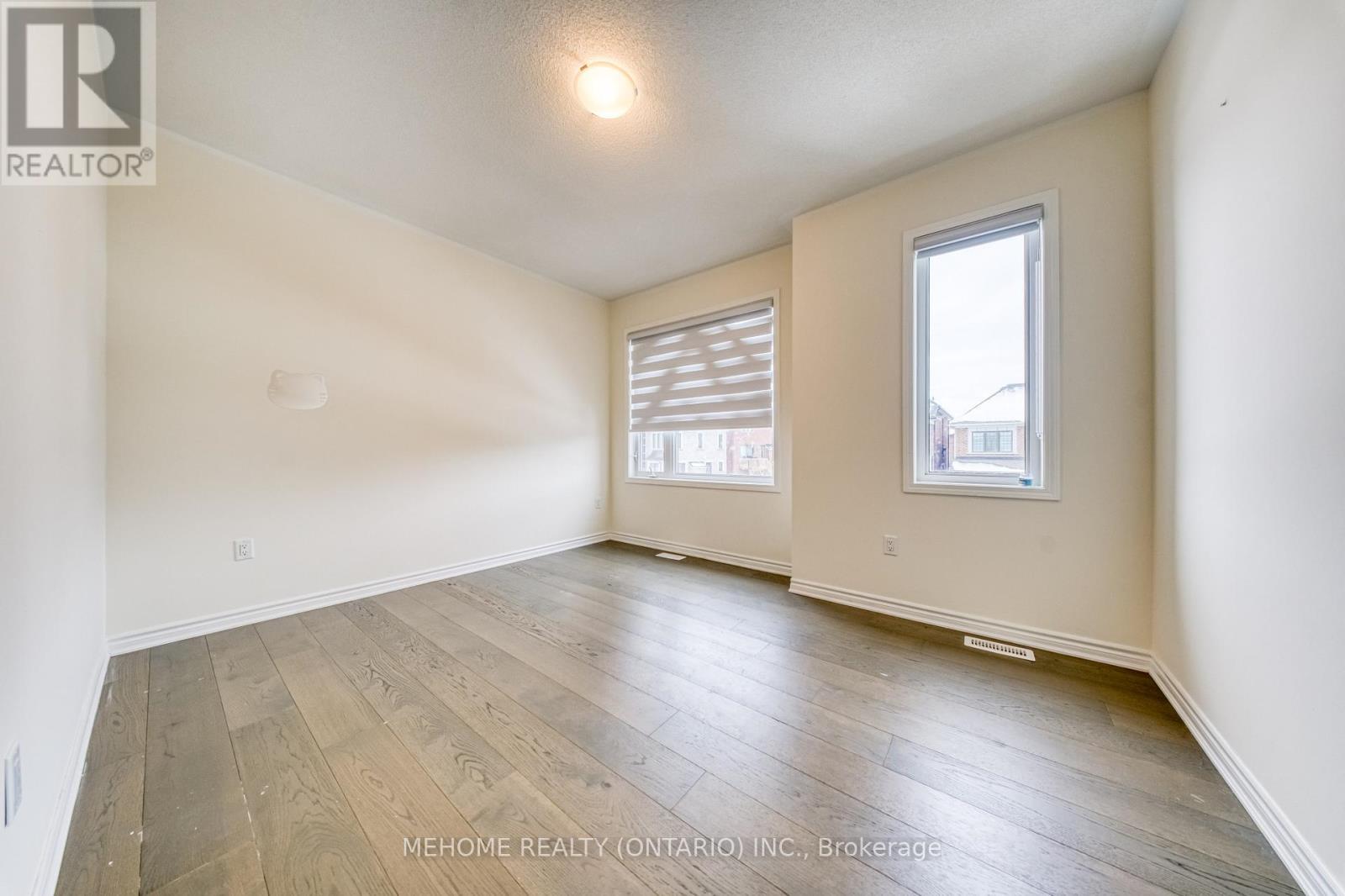 1851 Passionfruit Grove, Pickering, ON - Indoor Photo Showing Other Room