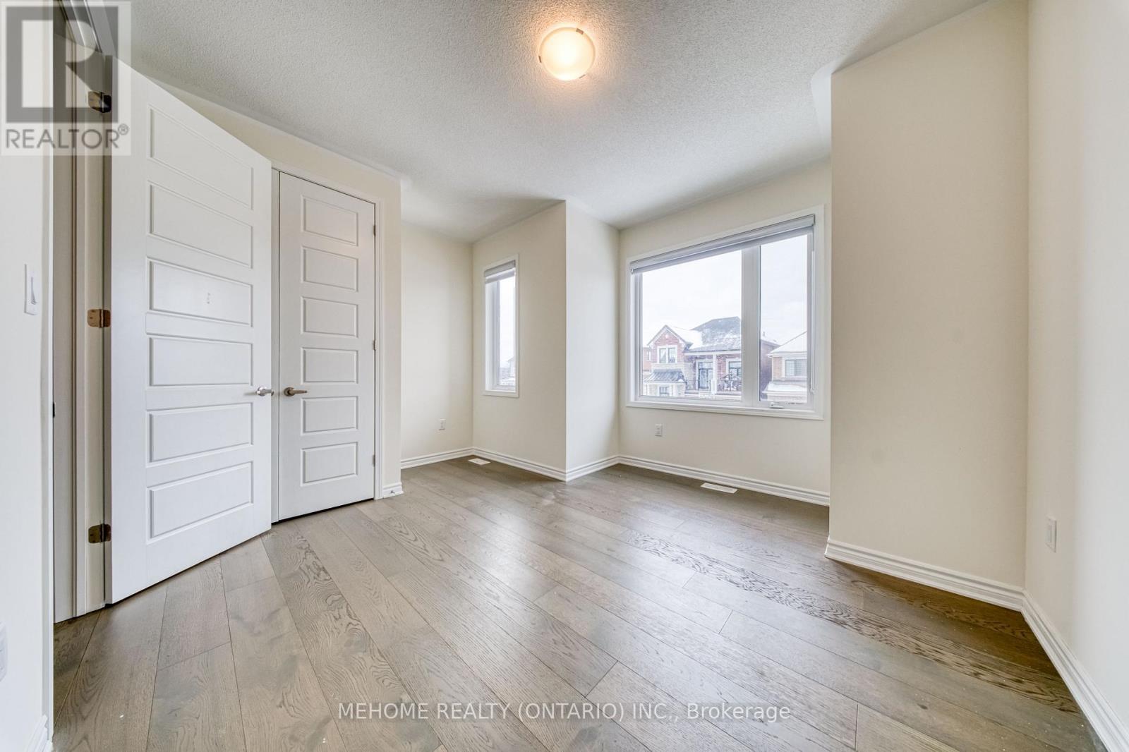1851 Passionfruit Grove, Pickering, ON - Indoor Photo Showing Other Room
