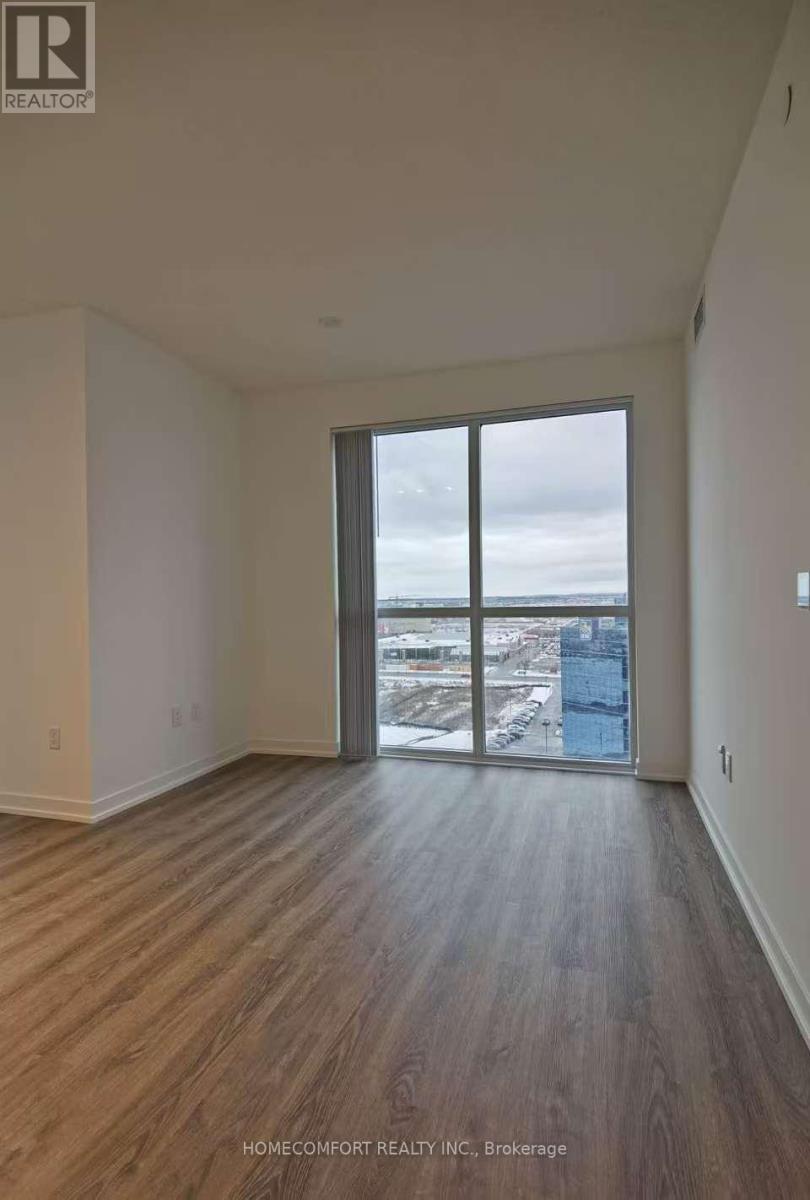 1502 - 8 Interchange Way, Vaughan, ON - Indoor Photo Showing Other Room
