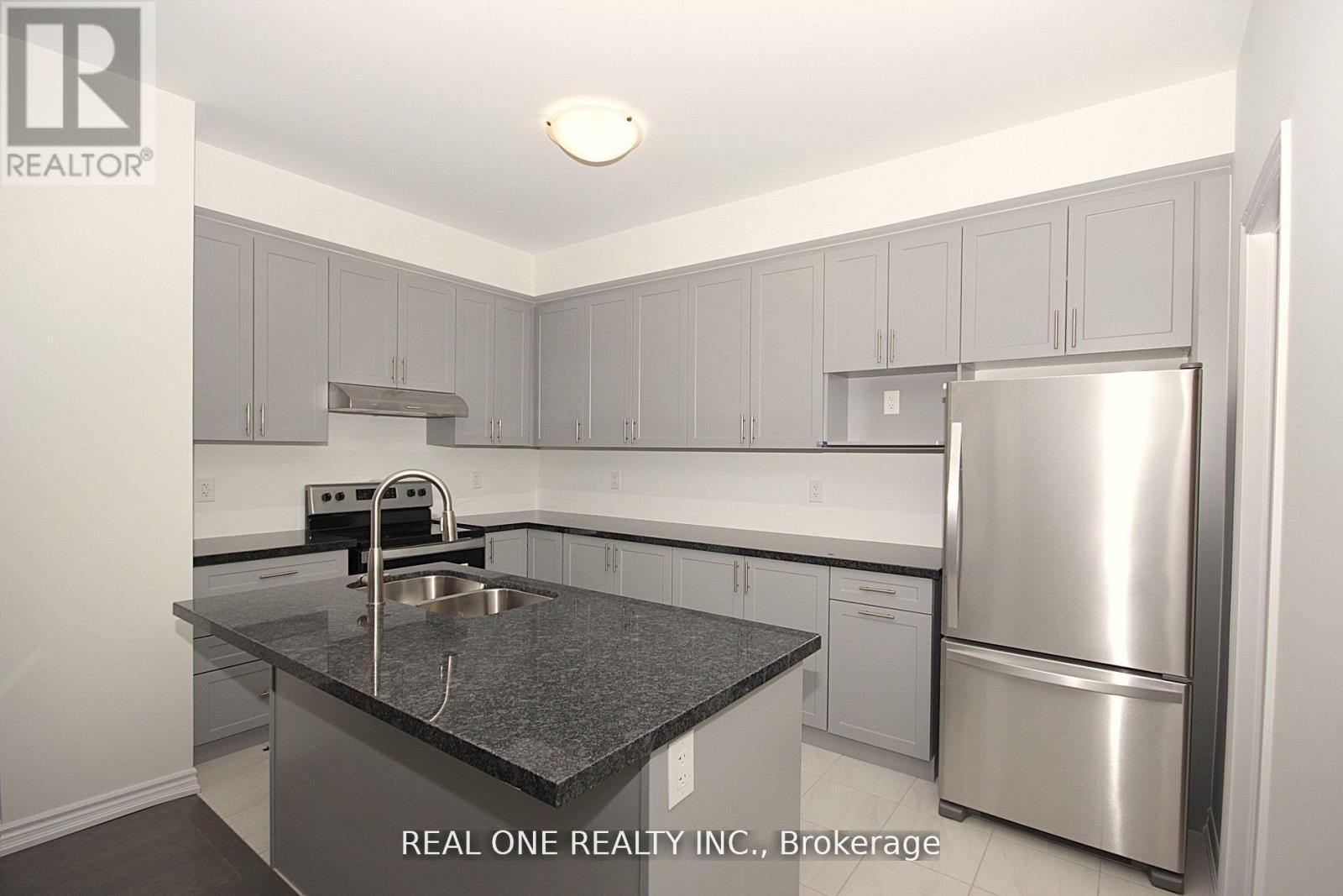 11 Gothenburg Lane, Markham, ON - Indoor Photo Showing Kitchen With Stainless Steel Kitchen With Double Sink