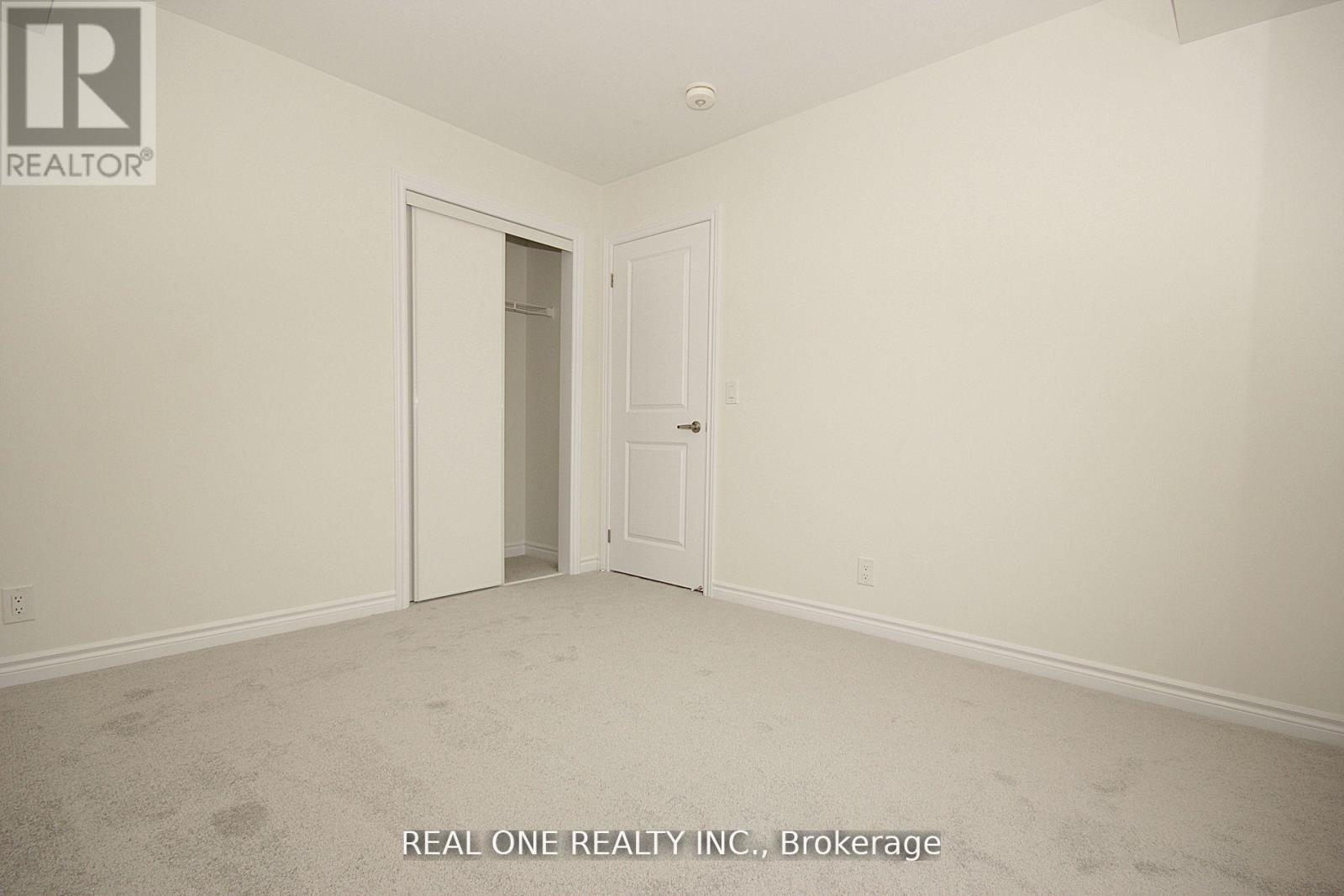 11 Gothenburg Lane, Markham, ON - Indoor Photo Showing Other Room