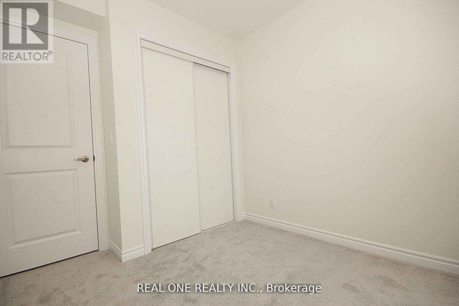 11 Gothenburg Lane, Markham, ON - Indoor Photo Showing Other Room