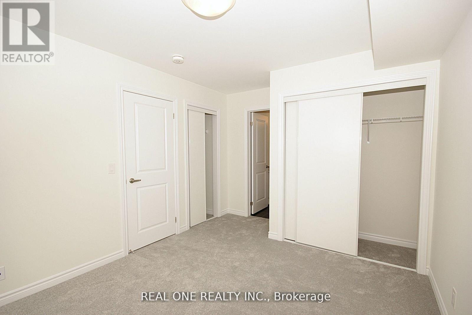 11 Gothenburg Lane, Markham, ON - Indoor Photo Showing Other Room