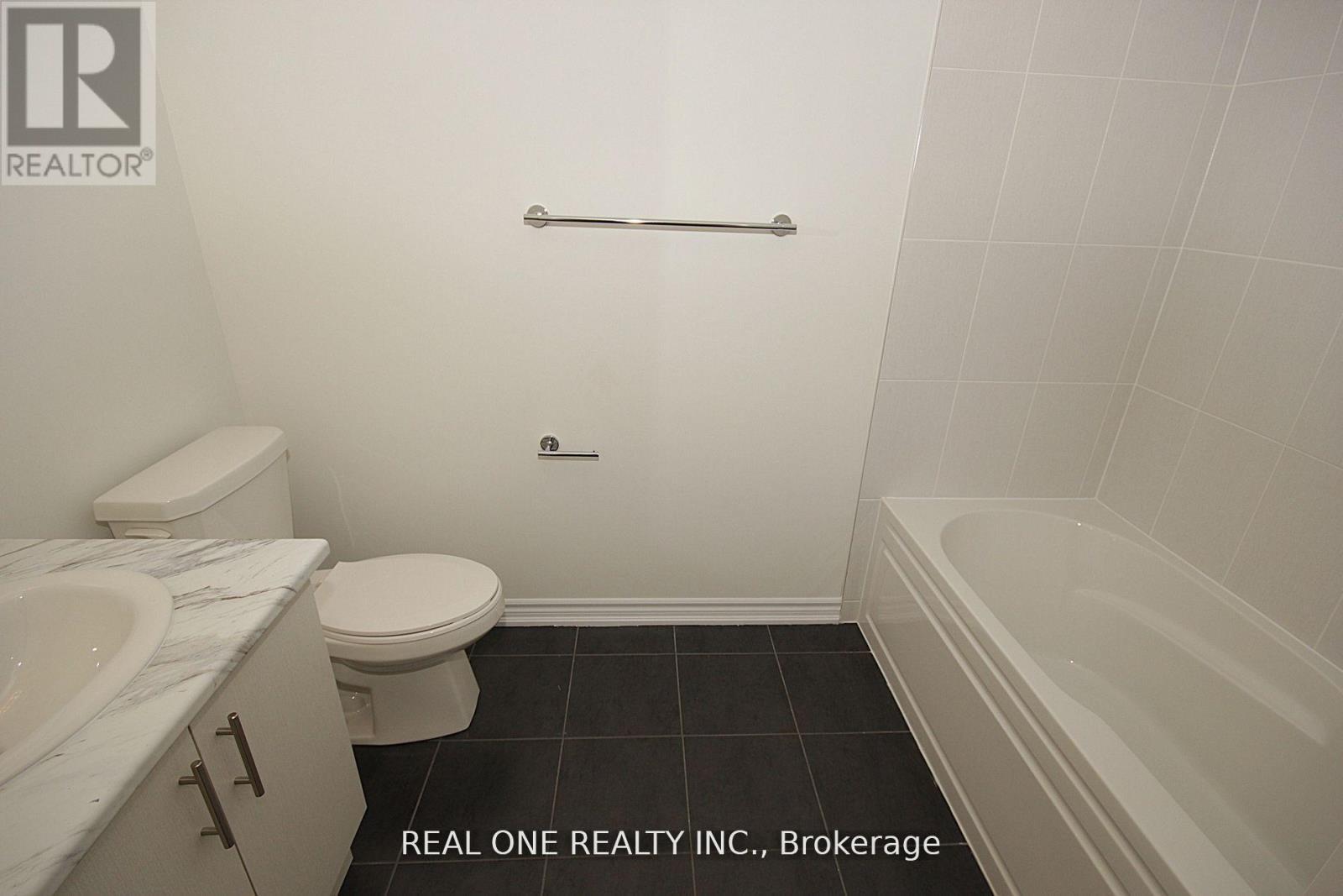11 Gothenburg Lane, Markham, ON - Indoor Photo Showing Bathroom
