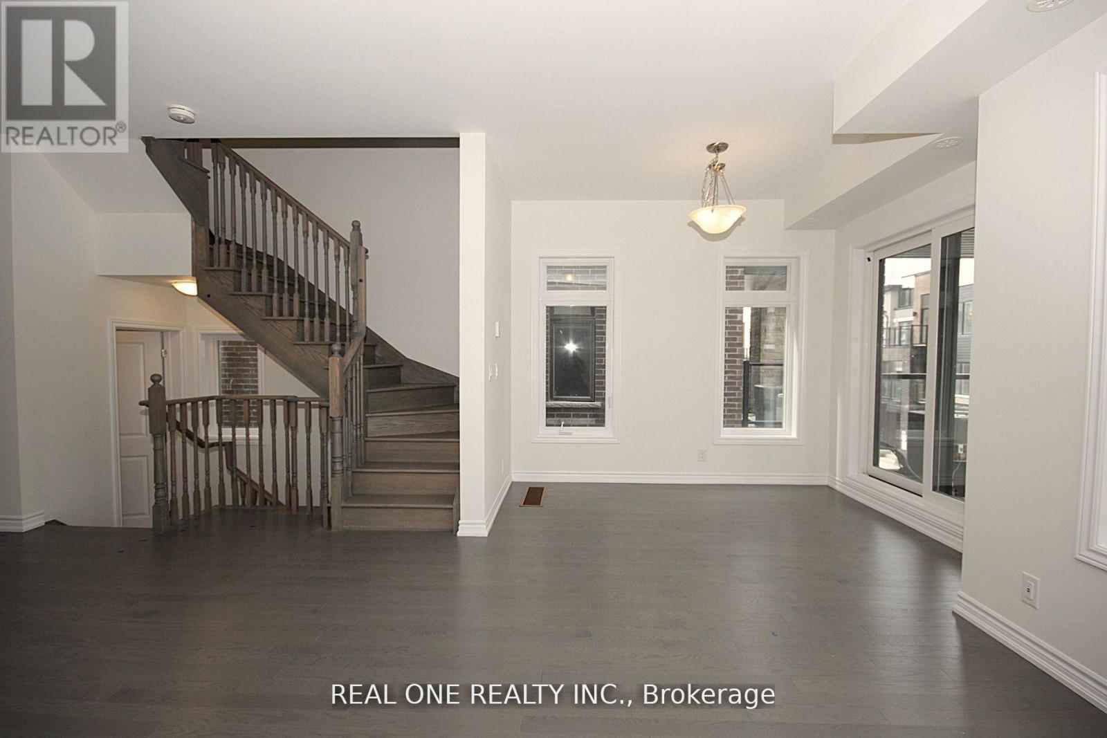 11 Gothenburg Lane, Markham, ON - Indoor Photo Showing Other Room