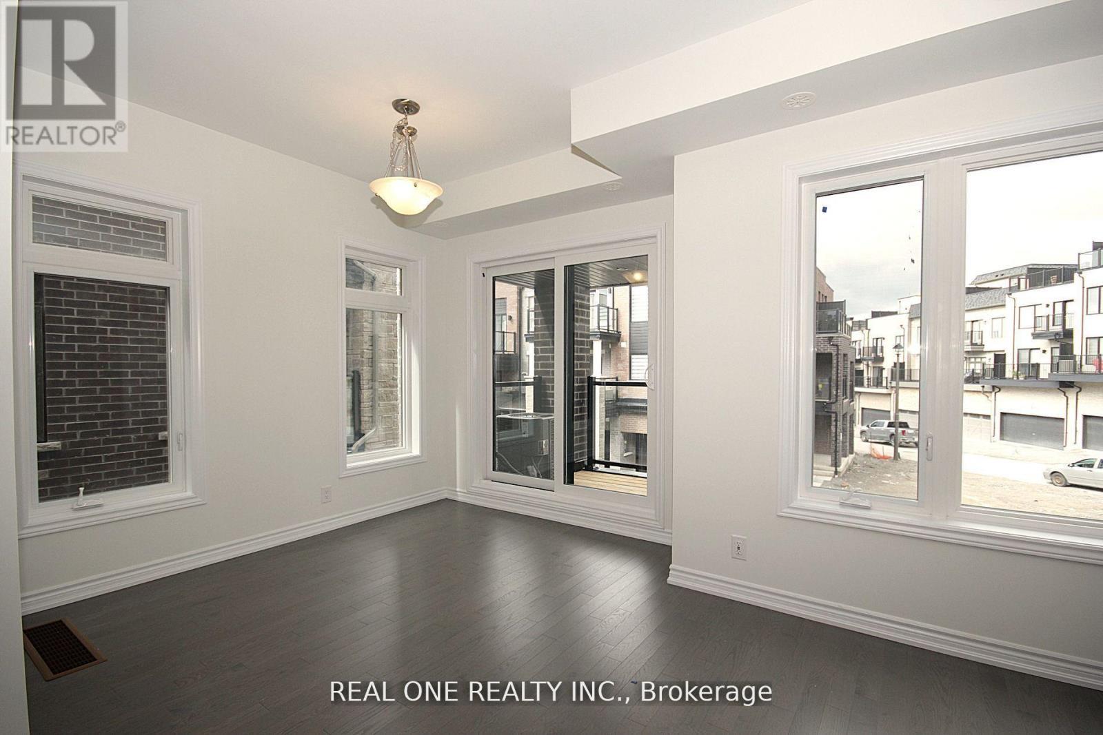 11 Gothenburg Lane, Markham, ON - Indoor Photo Showing Other Room