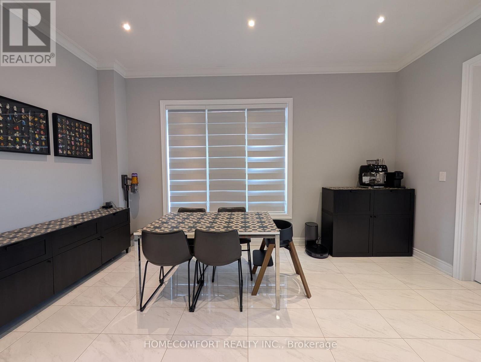 230 Paradelle Drive, Richmond Hill, ON - Indoor