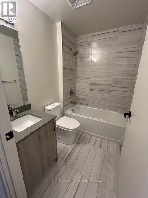 903 - 8020 Derry Road, Milton, ON - Indoor Photo Showing Bathroom