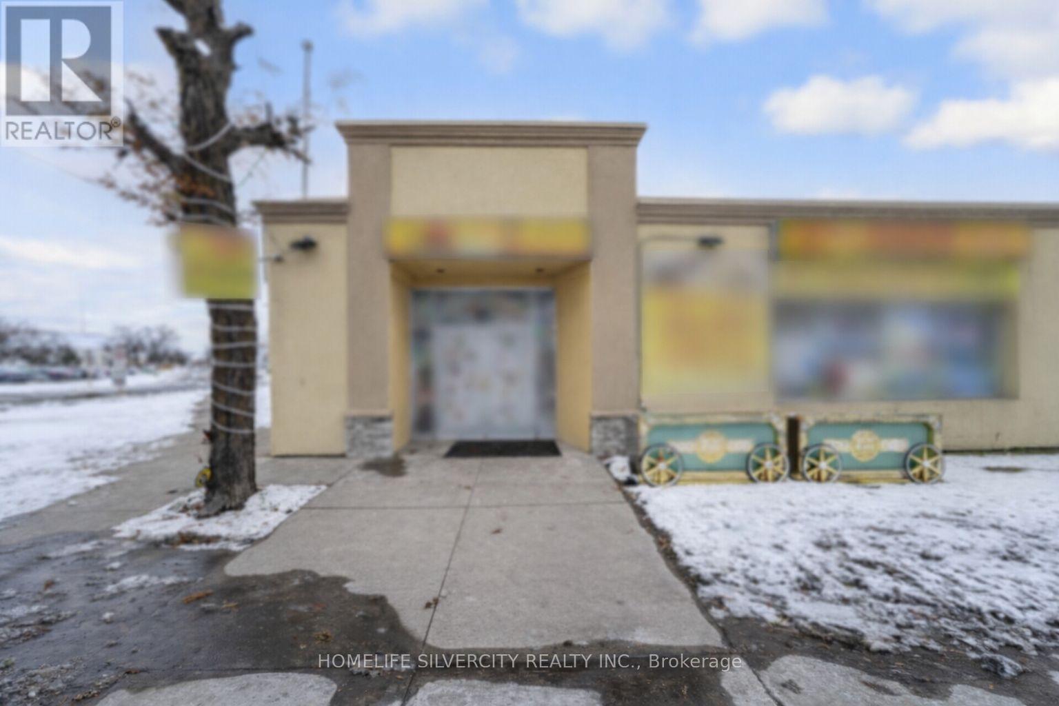 2855 Derry Road E, Mississauga, ON