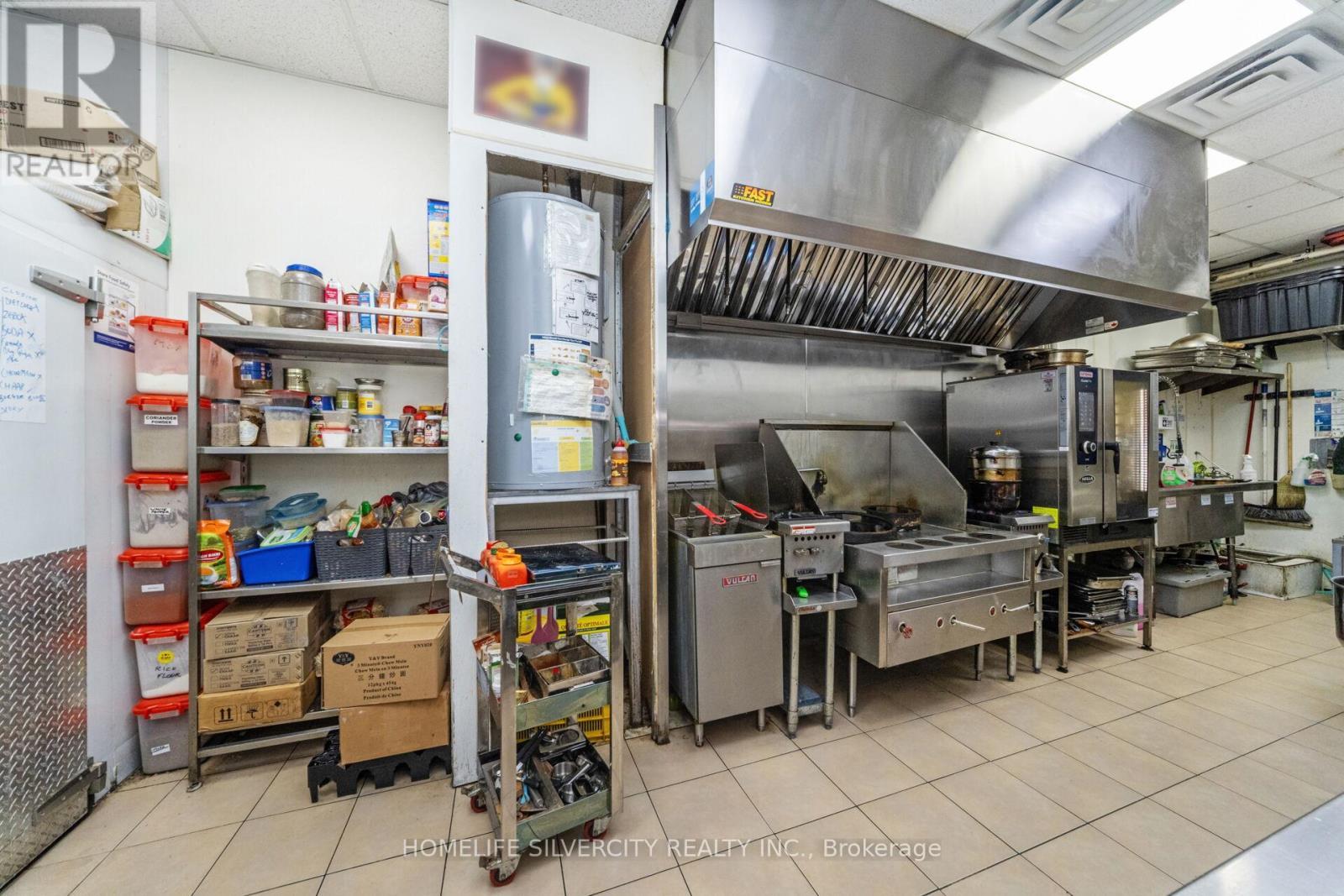 2855 Derry Road E, Mississauga, ON