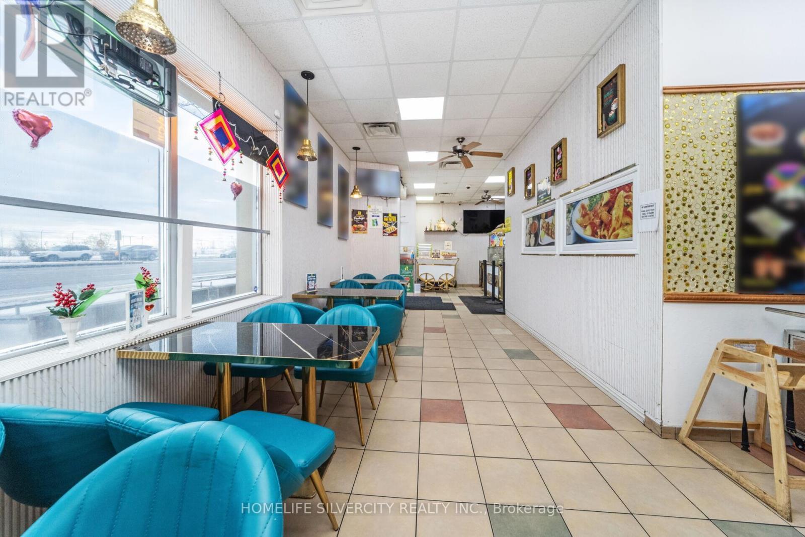 2855 Derry Road E, Mississauga, ON