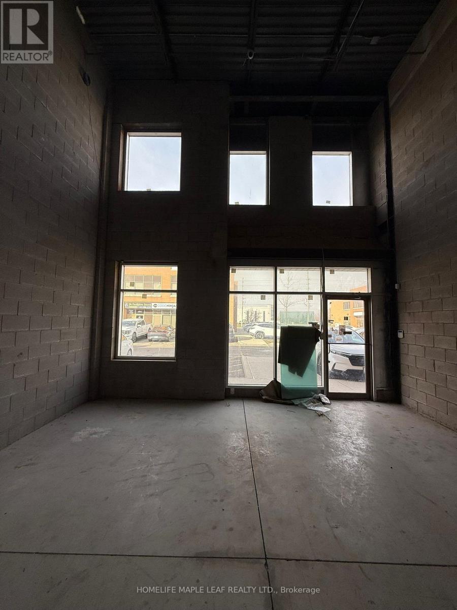 18 - 15 Sun Pac Boulevard, Brampton, ON