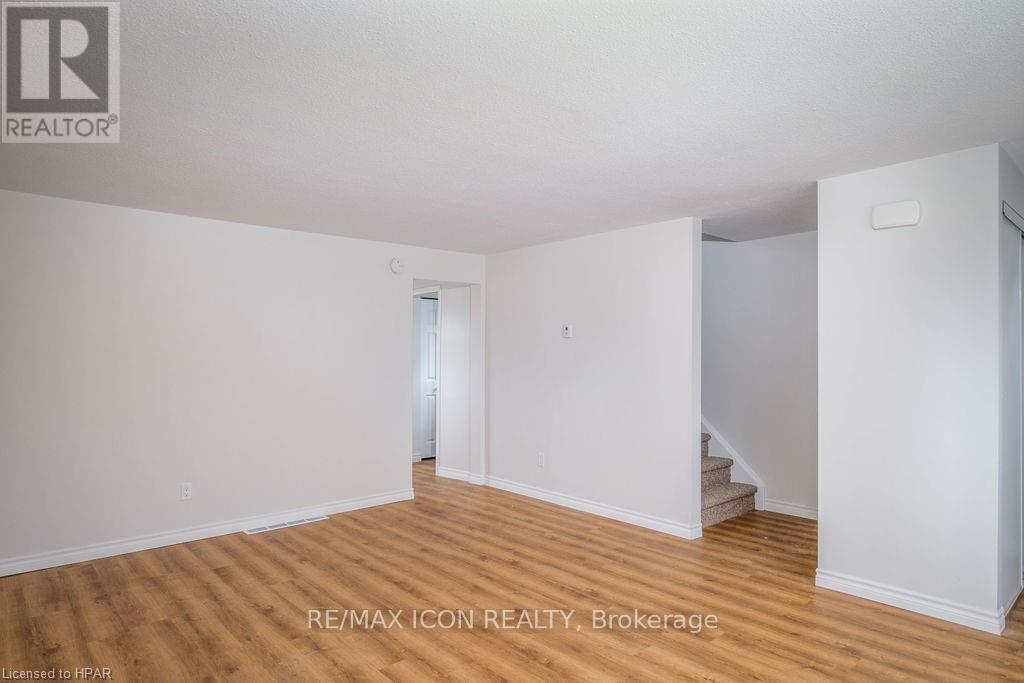 55 Crehan Crescent, Stratford, ON - Indoor Photo Showing Other Room