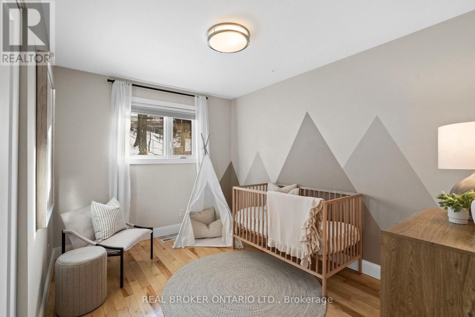 190 Winston Boulevard, Cambridge, ON - Indoor