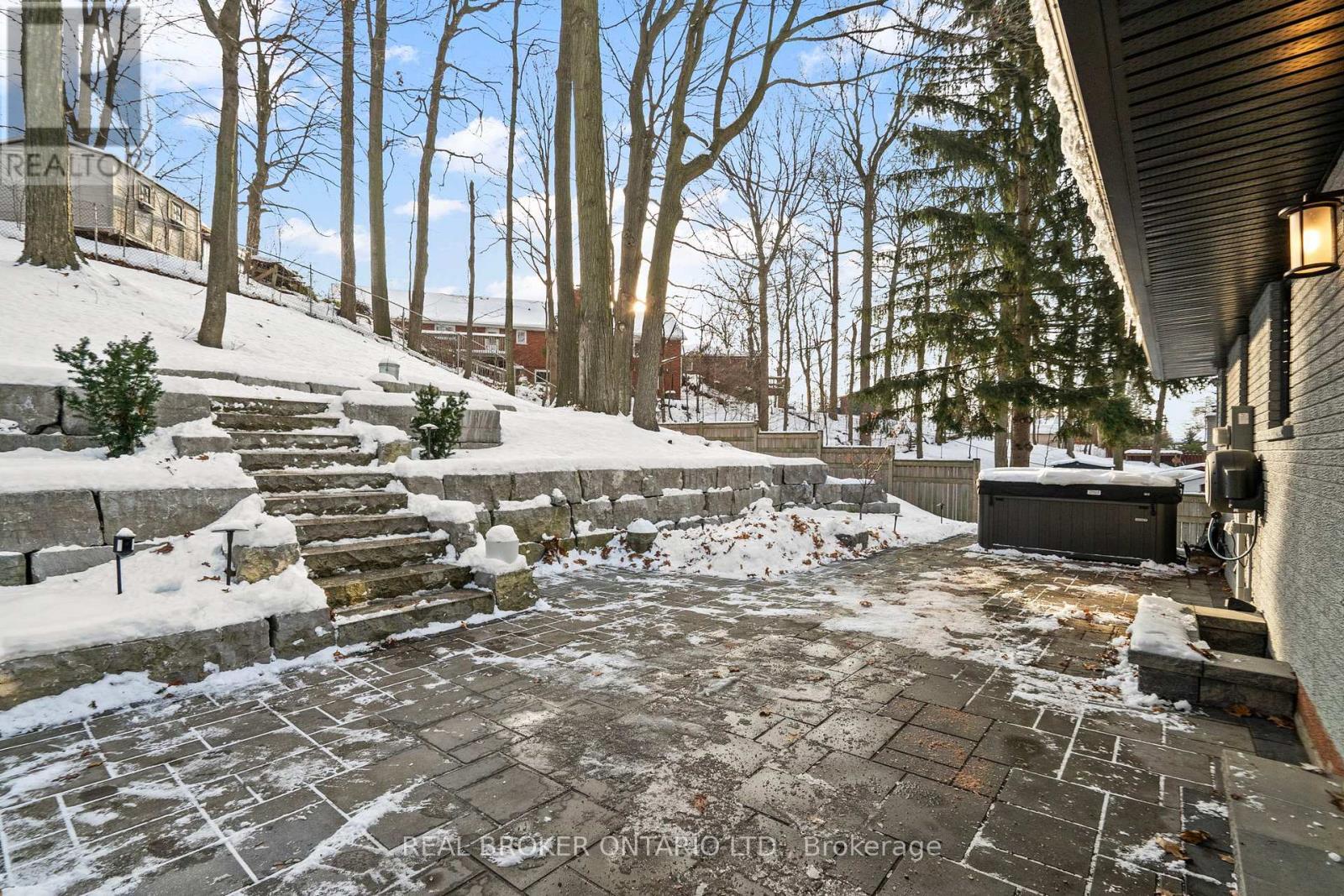 190 Winston Boulevard, Cambridge, ON - Outdoor