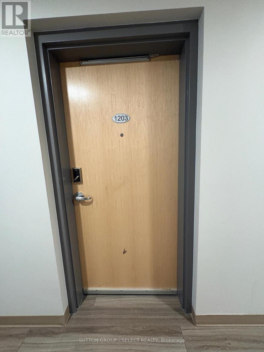 1203 - 99 Pond Mills Road, London South (South J), ON - Indoor Photo Showing Other Room