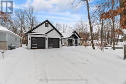 10143 PINERY BLUFFS ROAD Lambton Shores (Grand Bend), ON N0M 1T0