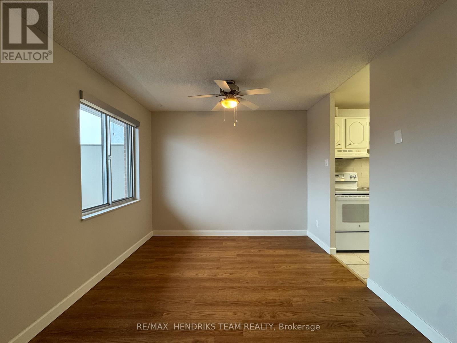 708 - 610 Lake Street, St. Catharines (Lakeport), ON - Indoor Photo Showing Other Room