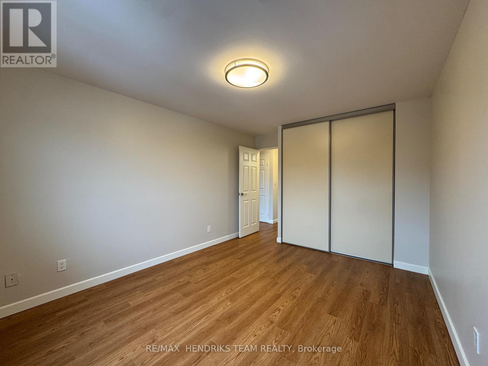 708 - 610 Lake Street, St. Catharines (Lakeport), ON - Indoor Photo Showing Other Room