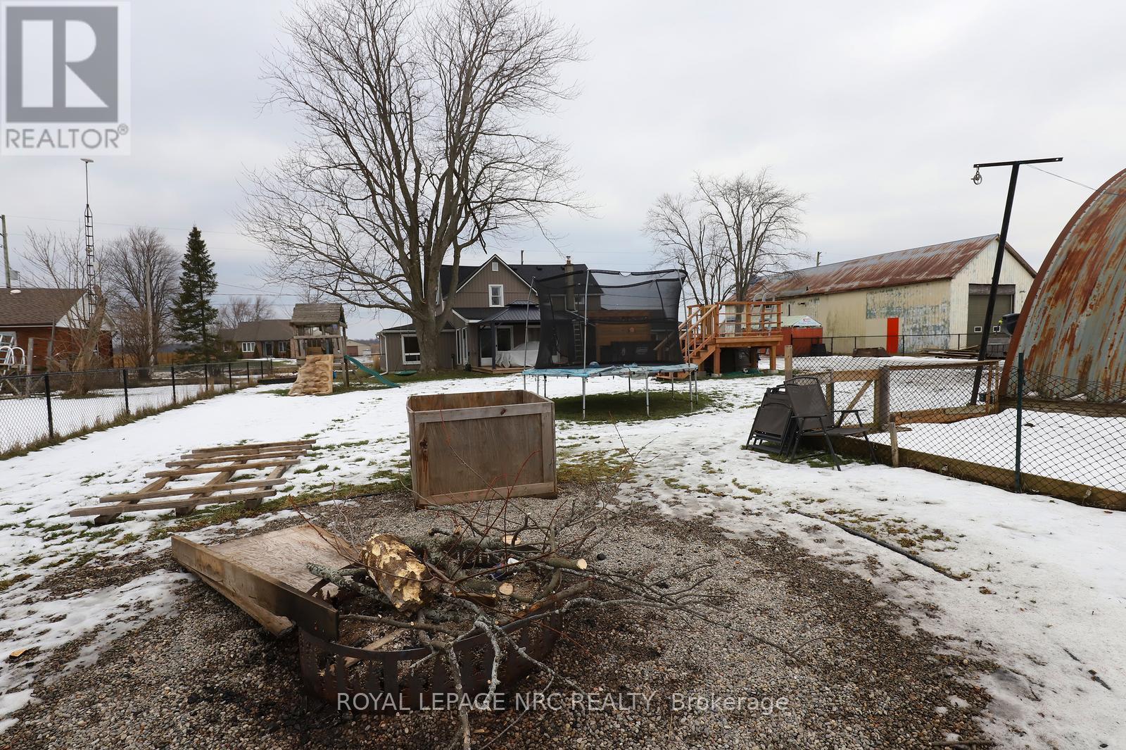 8190 Mud Street, Grimsby, ON - Outdoor