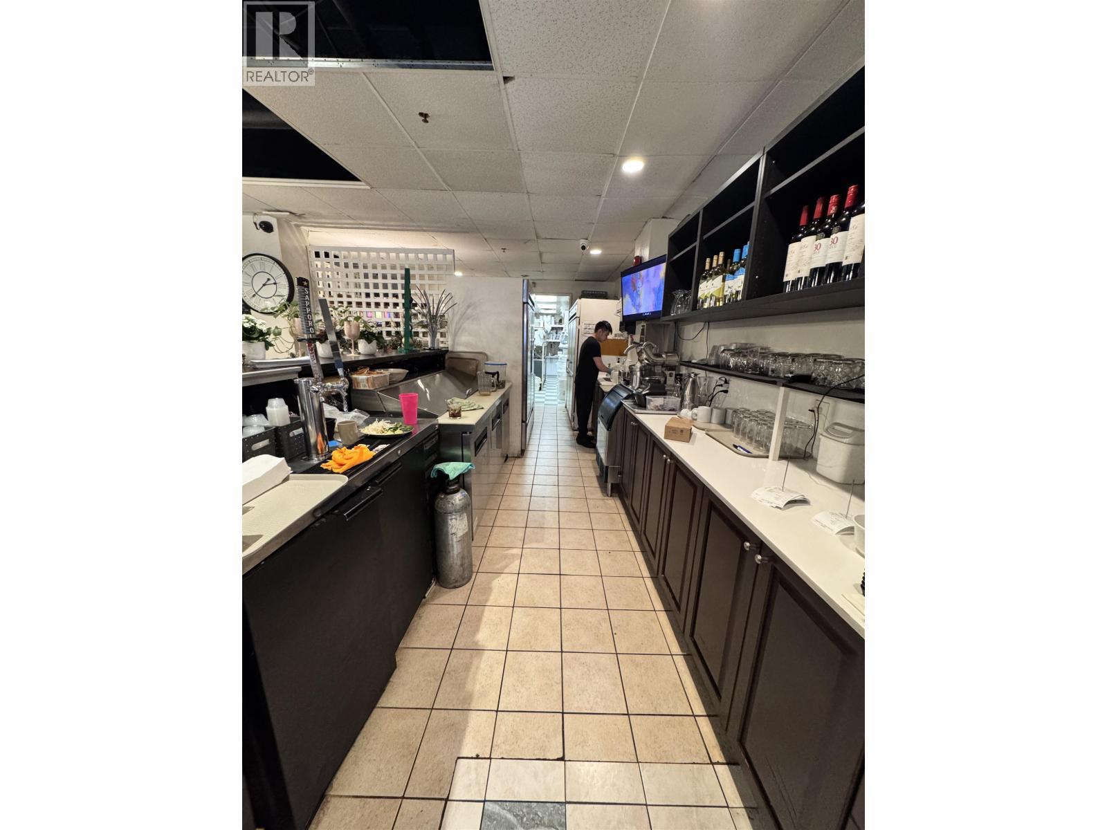 3236 W Broadway, Vancouver, BC