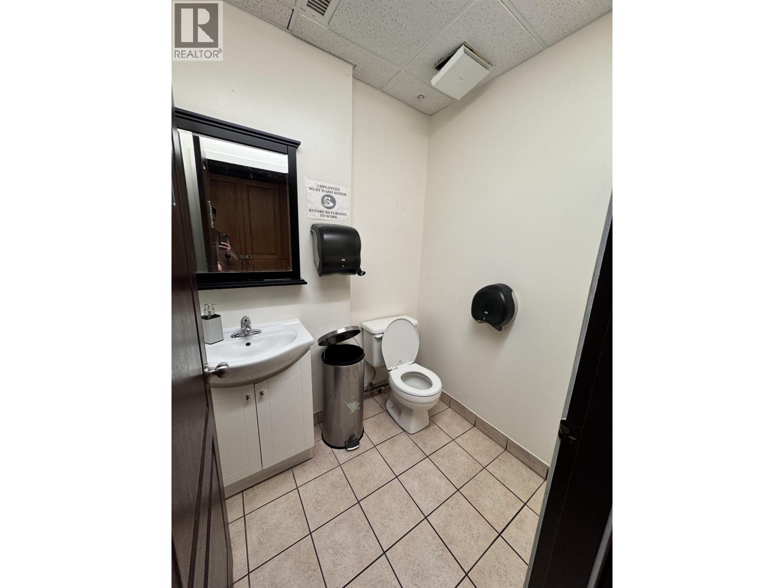 3236 W Broadway, Vancouver, BC