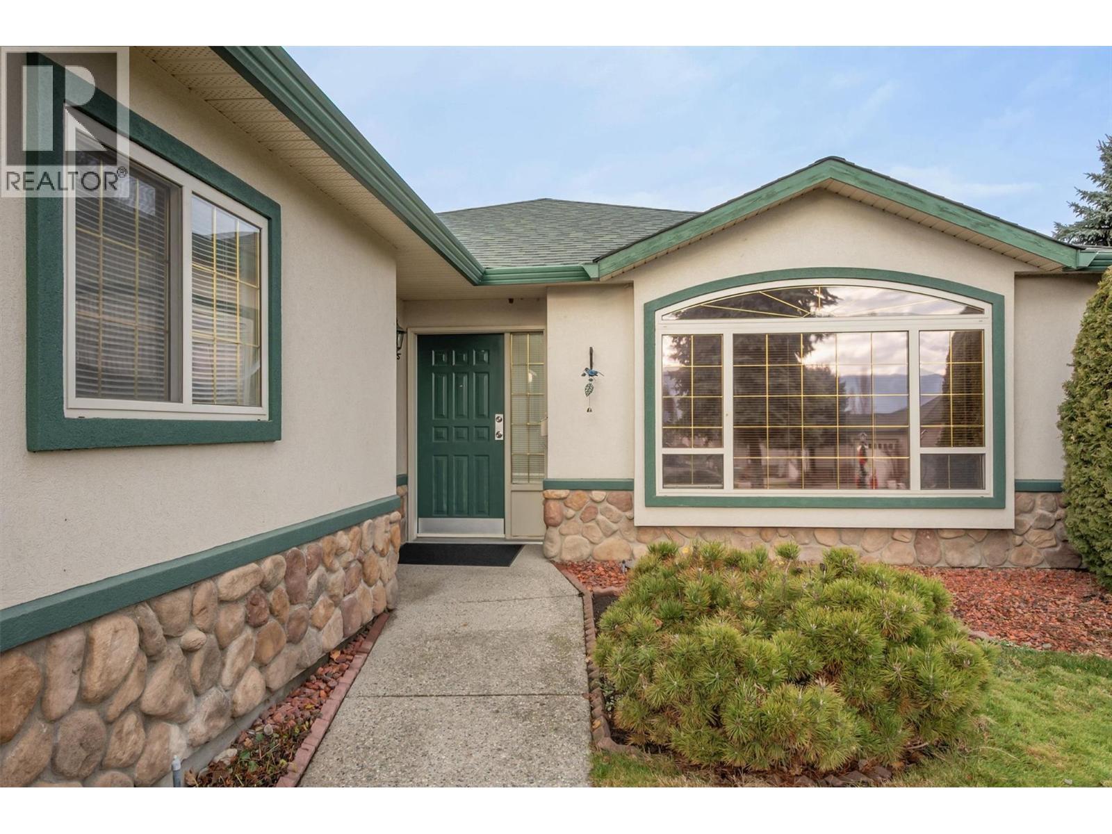 Front Entrance - 2330 Butt Road Unit# 458, West Kelowna, BC - Outdoor