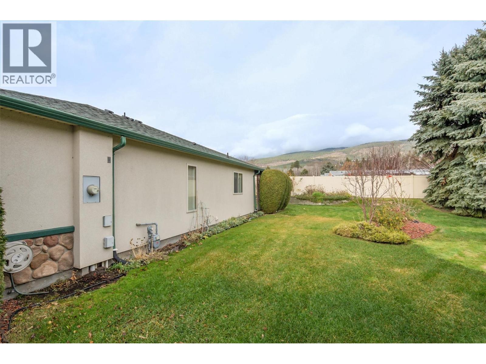 Side Yard - 2330 Butt Road Unit# 458, West Kelowna, BC - Outdoor With Exterior