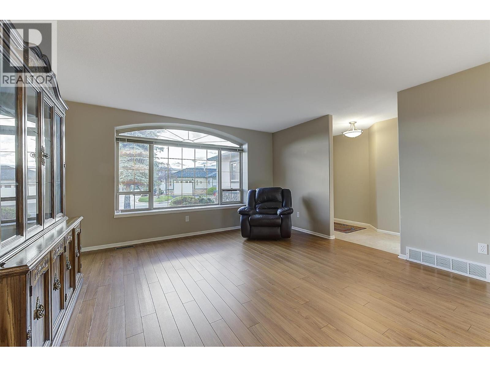 Living Room - 2330 Butt Road Unit# 458, West Kelowna, BC - Indoor Photo Showing Other Room