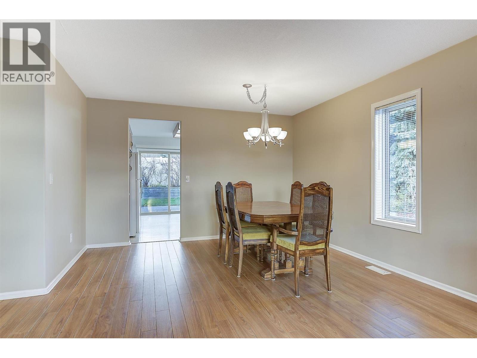 2330 Butt Road Unit# 458, West Kelowna, BC - Indoor Photo Showing Dining Room
