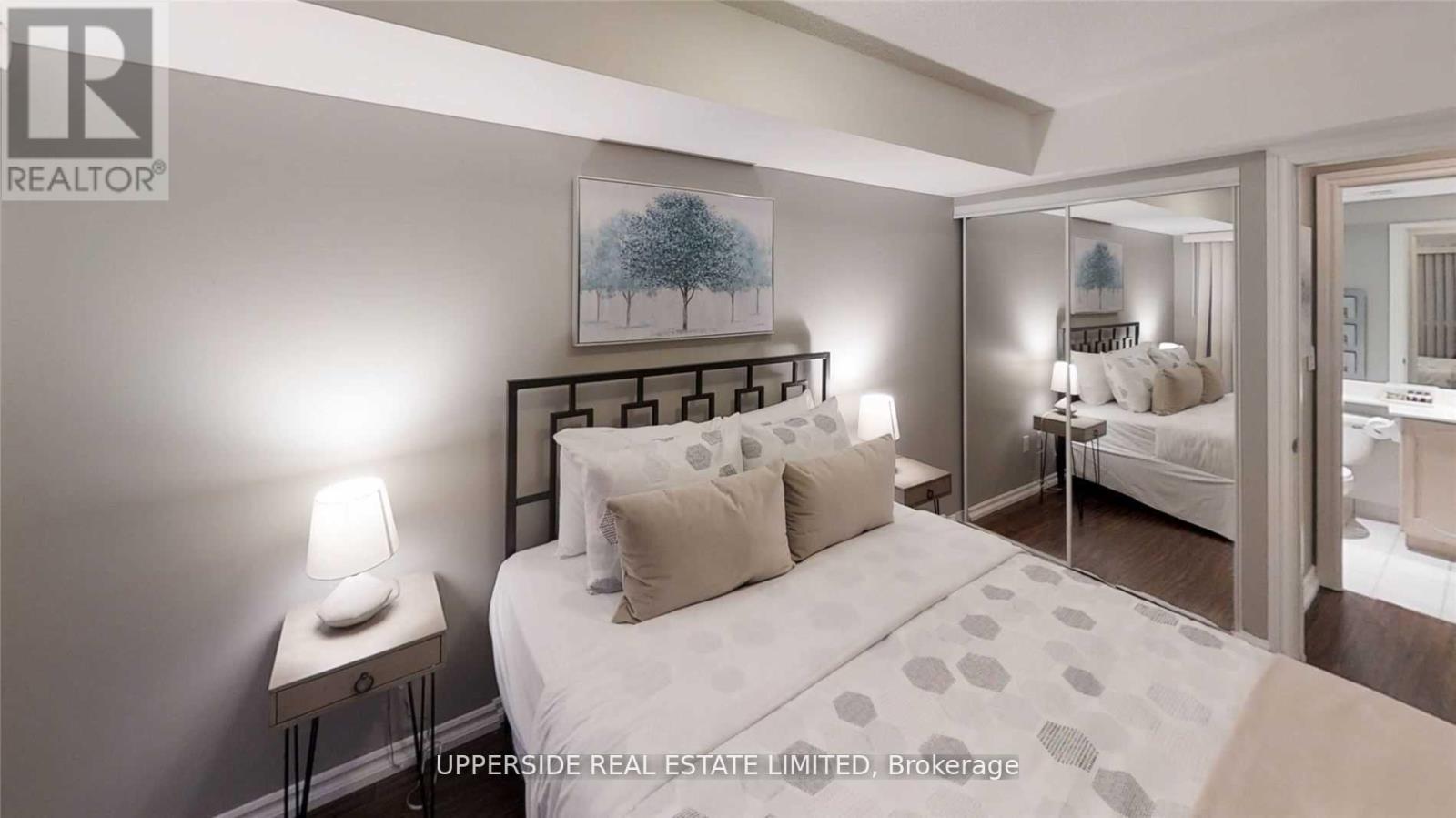 628 - 250 Wellington Street W, Toronto, ON - Indoor Photo Showing Bedroom