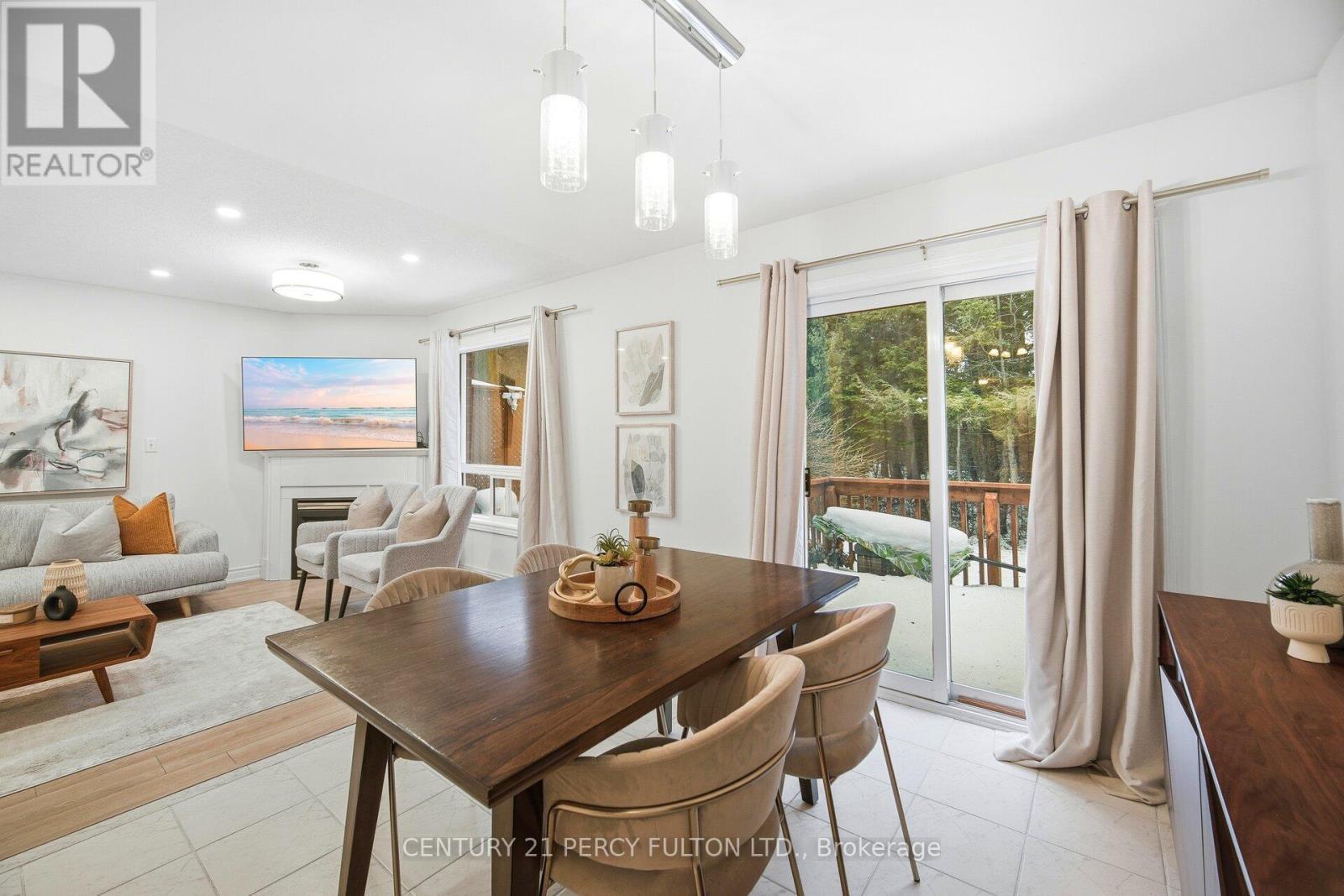 35 Markwood Crescent, Whitby, ON - Indoor