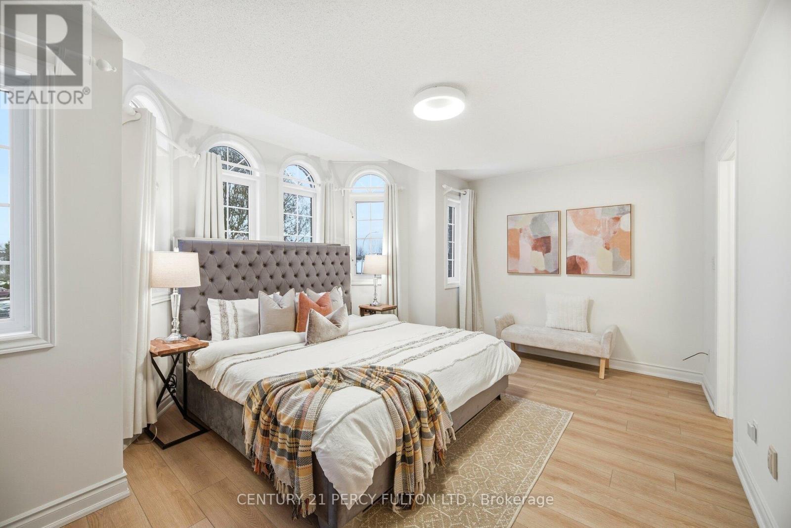 35 Markwood Crescent, Whitby, ON - Indoor Photo Showing Bedroom