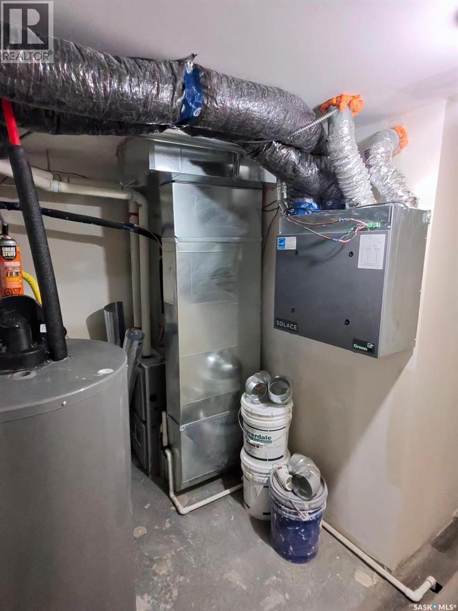 401 S Avenue N, Saskatoon, SK - Indoor Photo Showing Basement