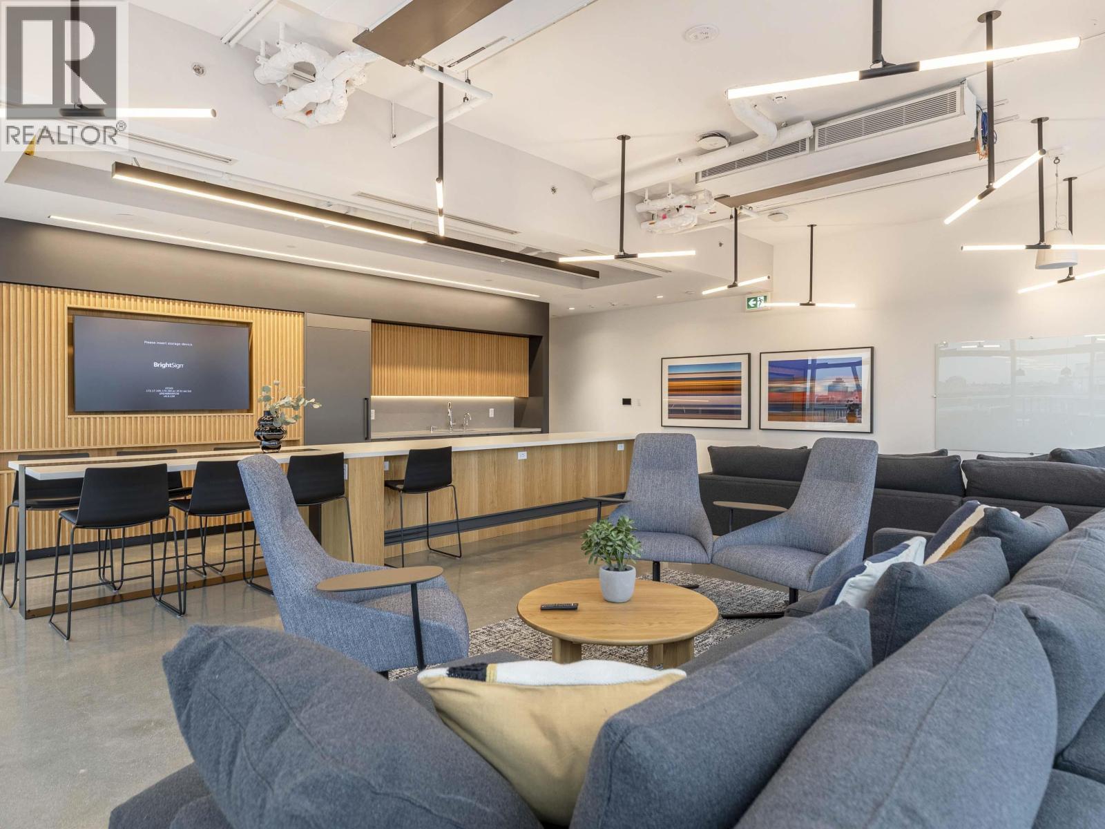 232 E 1St Avenue, Vancouver, BC