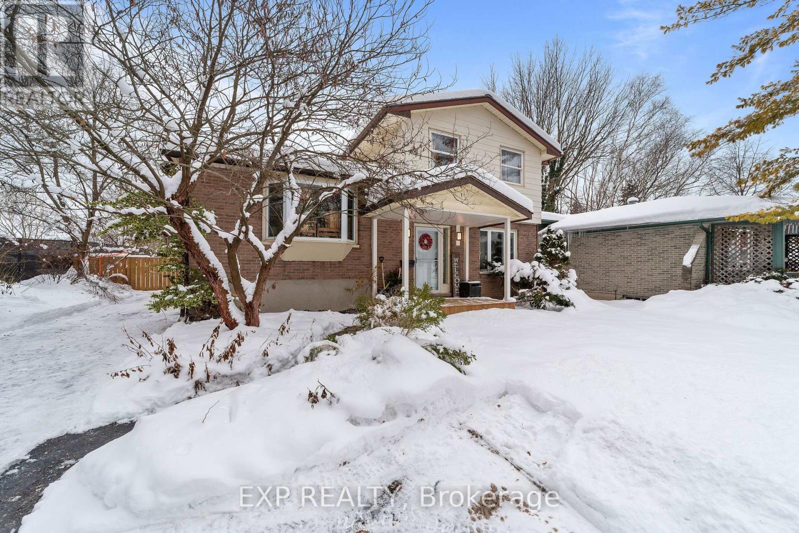 667 Eden Avenue, London South (South R), ON - Outdoor With Facade