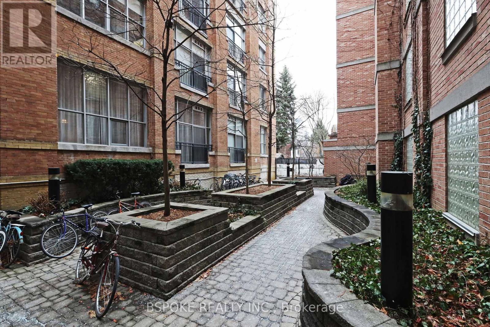 227 - 955 Queen Street W, Toronto, ON - Outdoor