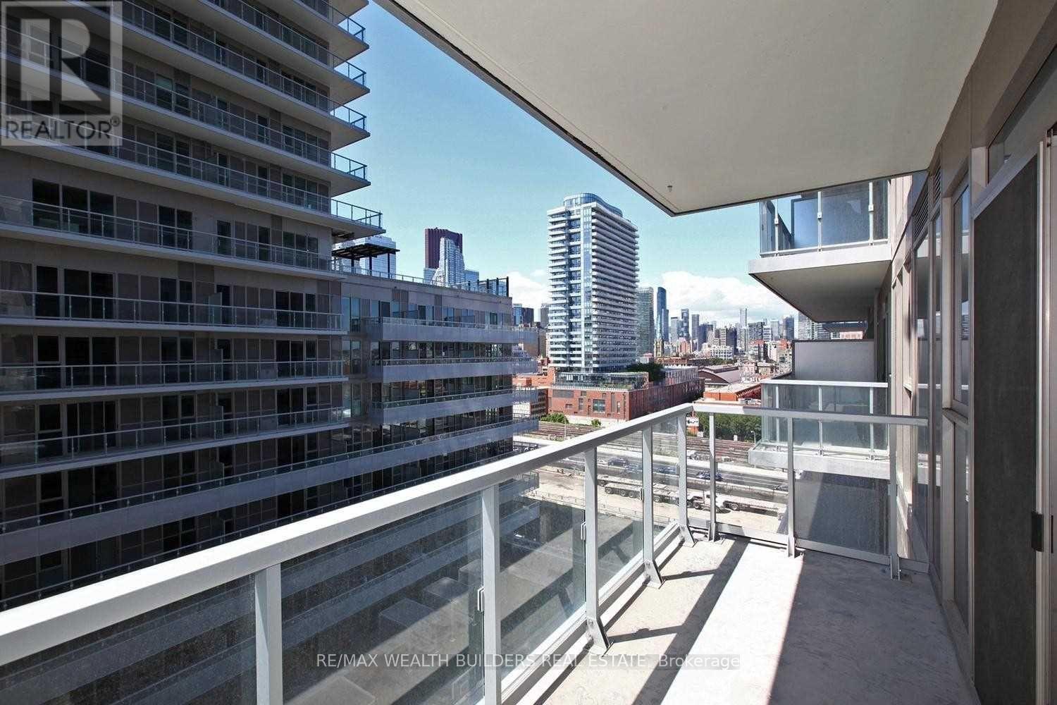 913 - 20 Richardson Street, Toronto, ON - Outdoor