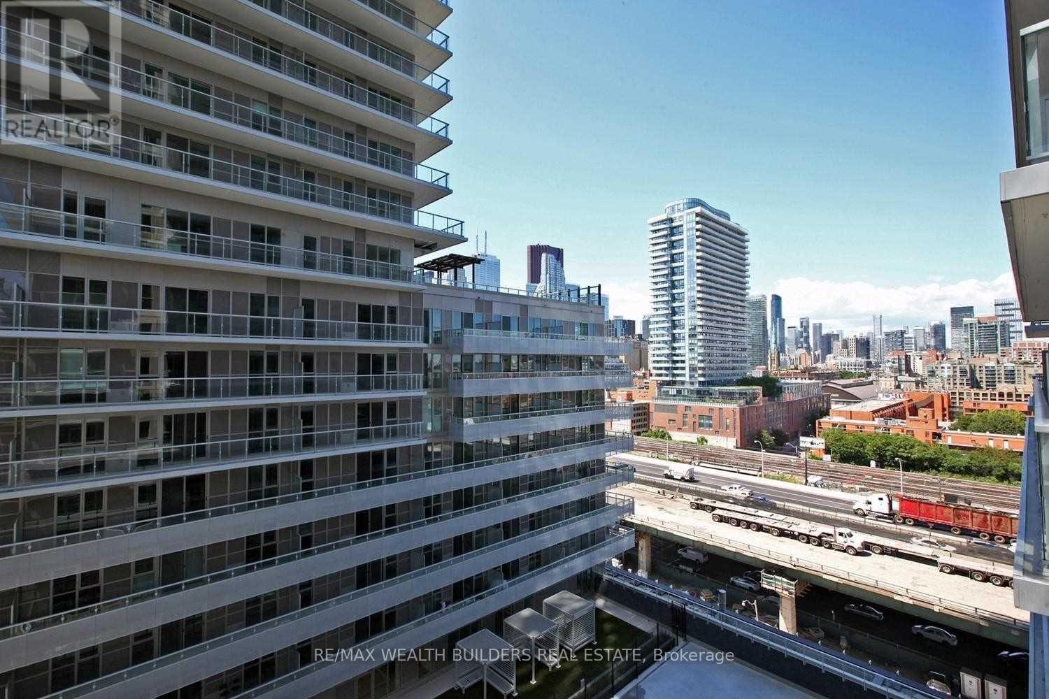 913 - 20 Richardson Street, Toronto, ON - Outdoor