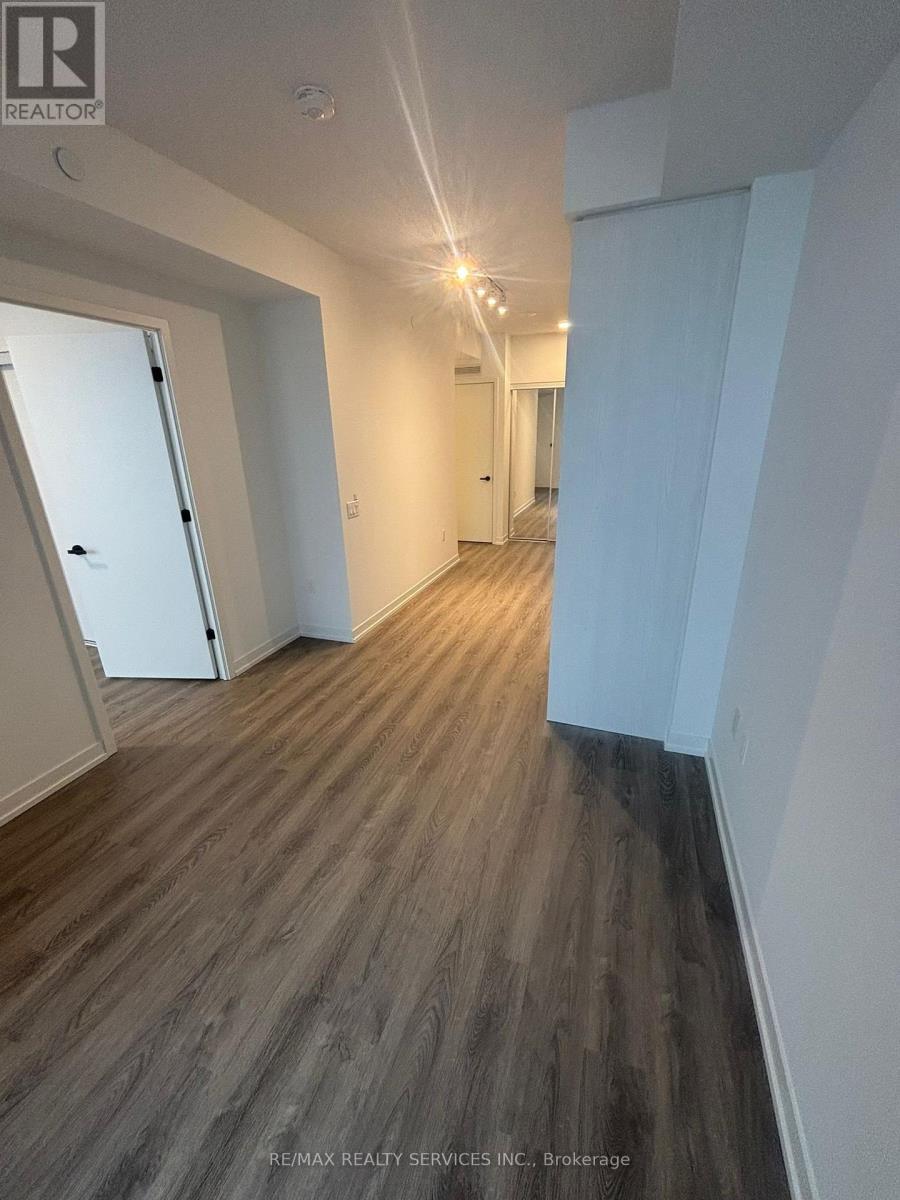 2807 - 8 Interchange Way, Vaughan, ON - Indoor Photo Showing Other Room