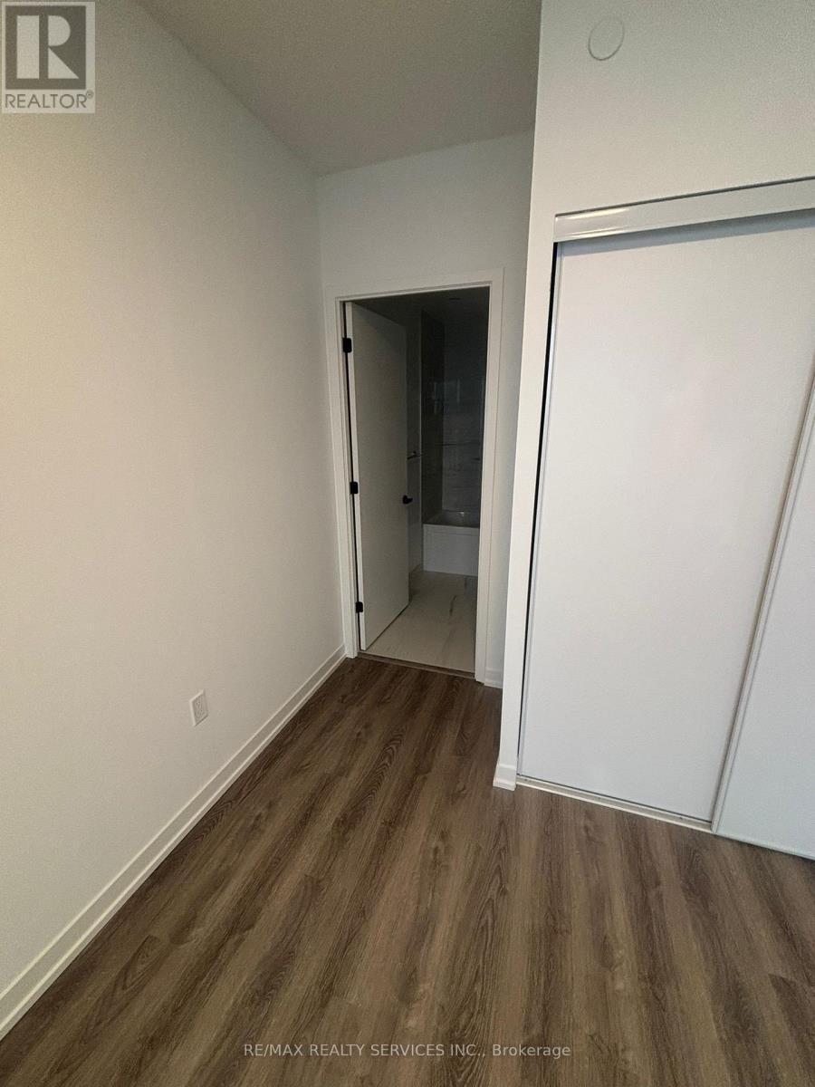 2807 - 8 Interchange Way, Vaughan, ON - Indoor Photo Showing Other Room