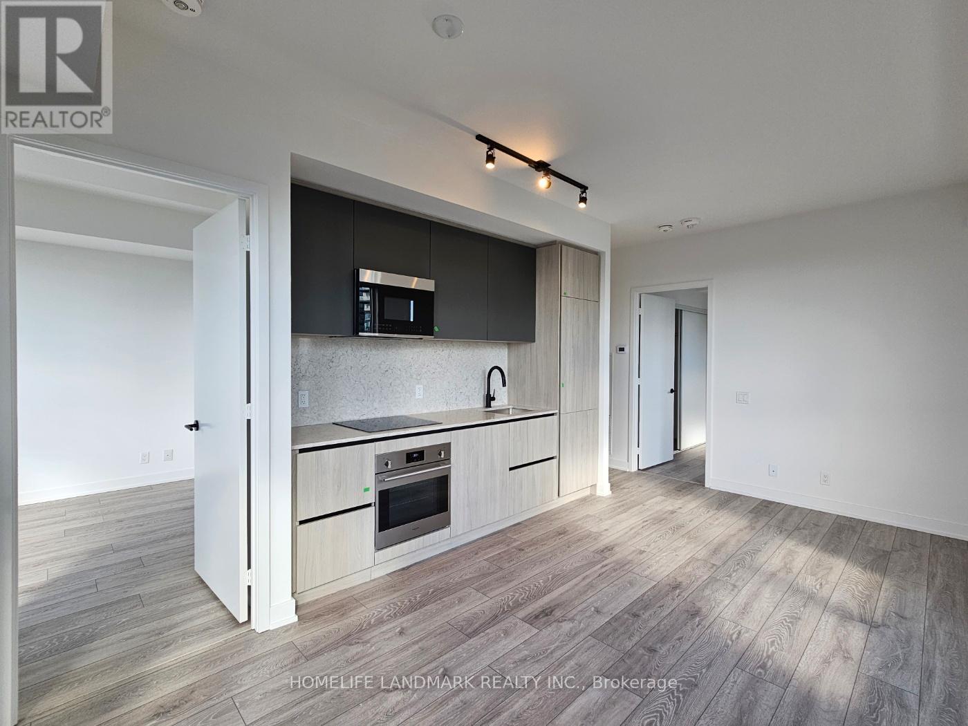 3710 - 108 Peter Street, Toronto, ON - Indoor Photo Showing Kitchen