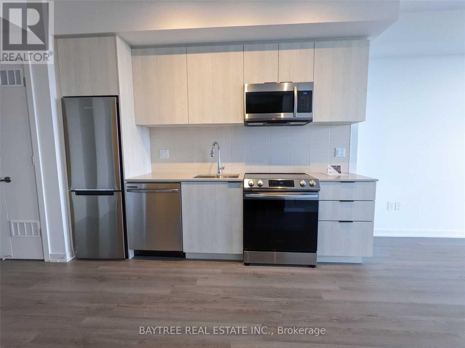 1705 - 48 Power Street, Toronto, ON - Indoor Photo Showing Kitchen